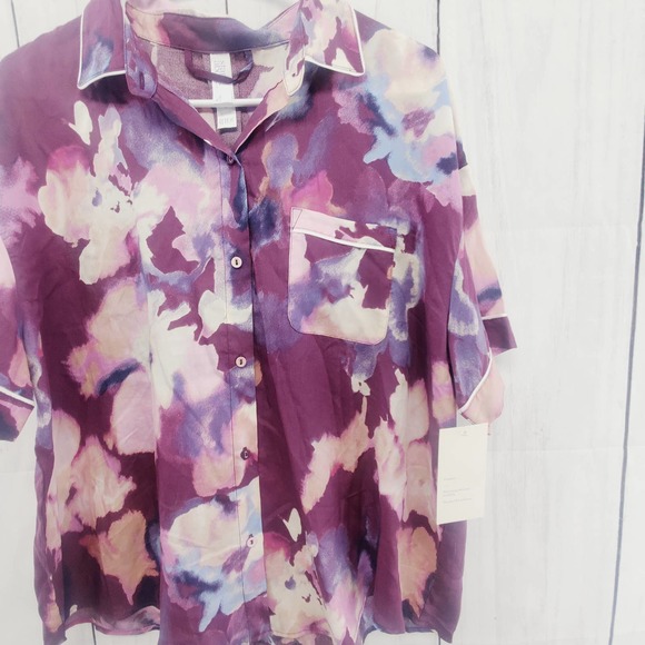 Above Stars New With Tag Light Weight Buttoned Front Short Sleeve Sleep Shirt - Picture 2 of 5